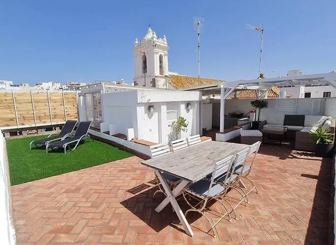 Centre Old Town Rooftop Apartment
